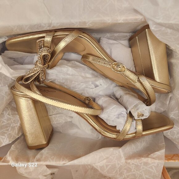 Jewel Badgley Mischka " Hillary" Gold Leather Block heeled Sandals. NIB. Size 10 - Picture 11 of 14